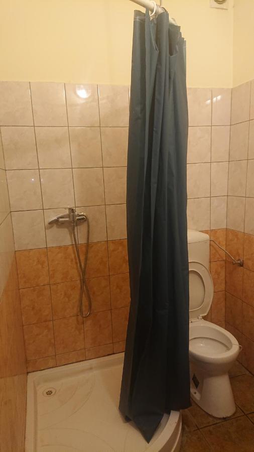 Auberge de jeunesse Pillango Munkasszallo à Budapest Extérieur photo